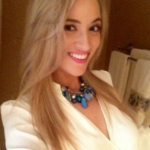 Meet your Posher, Keri